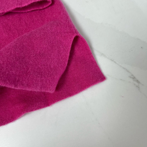 Pink sweater - Picture 3 of 6